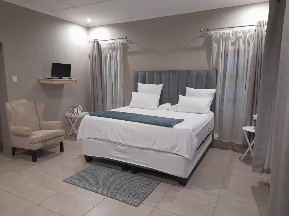 Elegant Guest House Matsapha Екстер'єр фото
